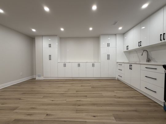 For Lease - 27 Belay Bend, East Gwillimbury, Ontario - Photo 1