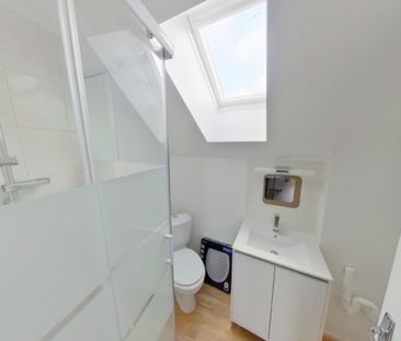 Location Appartement 1 pièce Meublé 16m² CHATELLERAULT 86100 - Photo 1