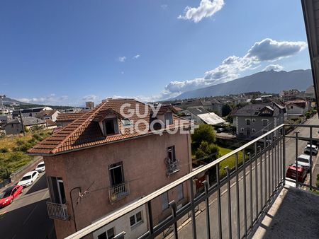 T3 Meublé, balcons, cave grenier et place parking CENTRE VILLE - Photo 2