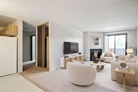 Fairway Gardens - Photo 4