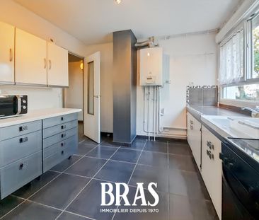 Location Appartement 3 pièces 66m² VANNES 56000 - Photo 5