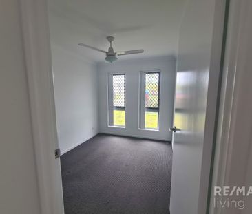 Modern Duplex in Great Location! - Photo 3