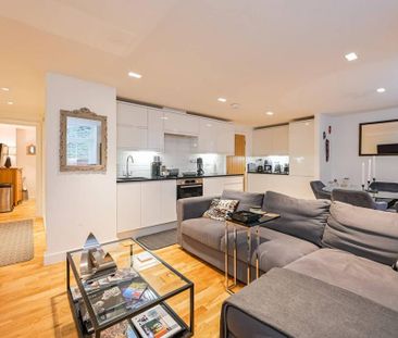 2 bedroom flat to rent - Photo 5