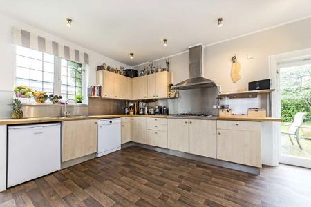 6 bedroom house to rent - Photo 5