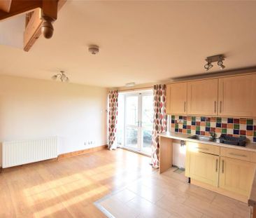 2 bedroom terraced house to rent - Photo 5