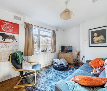 4 bedroom semi-detached house to rent - Photo 1