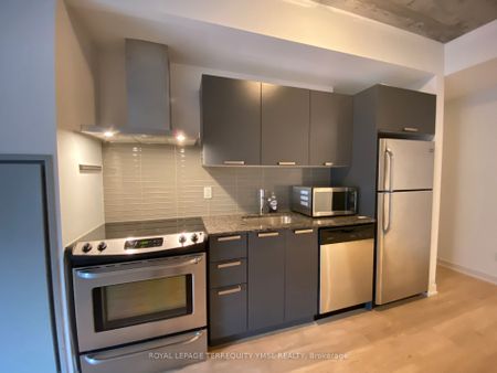 Six50 King West Lofts 650 , #202 - Photo 4