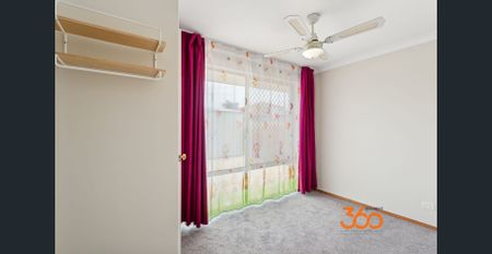 Spacious 4x2 - Perfect for families! - Photo 2