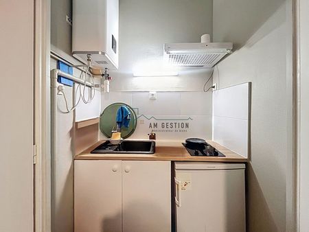 Location Appartement 1 pièce 21m² - Photo 3