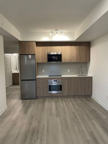 For Lease - 15 Skyridge Drive Unit# 313, Brampton, Ontario - Photo 4