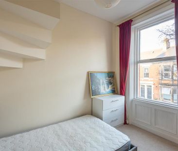 2 bedroom maisonette to rent - Photo 5