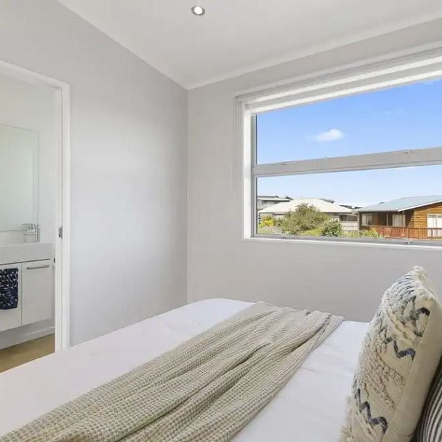 Mangawhai Heads sun trap - Photo 1