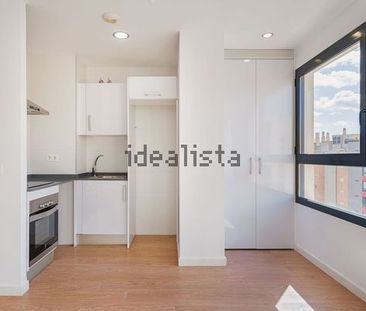 Alquiler de piso en Calle Pilar Lorengar, 16 - Photo 1