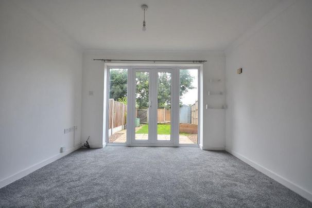 2 bedroom townhouse to rent - Photo 1