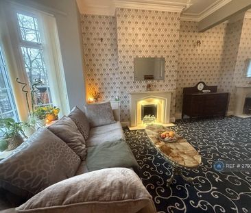 1 bedroom in a house share to rent - Photo 3