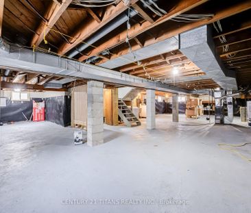 For Lease - 405 Anderson Street, Whitby, Ontario - Photo 5