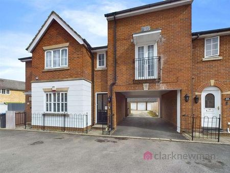 Hadley Grange, Church Langley, Harlow, CM17 - Photo 3