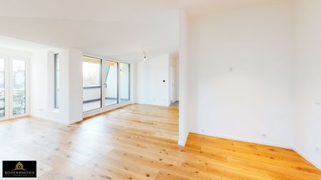 Helle 3-Zimmer-Dachgeschosswohnung mit exklusiver Ausstattung, zwei Bädern und Dachterrasse! - Photo 2