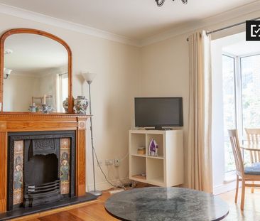 Cozy twin room, 4-bedroom flatshare, Stoneybatter, Dublin - Photo 2