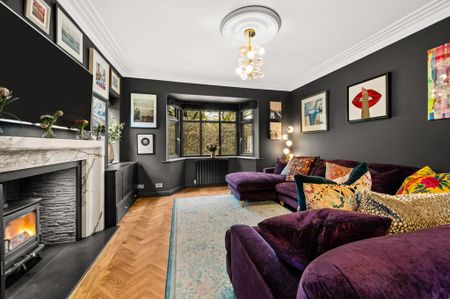4 bedroom detached house to rent - Photo 2