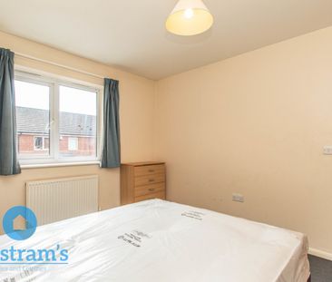 3 bed Mid Terraced House for Rent - Photo 4