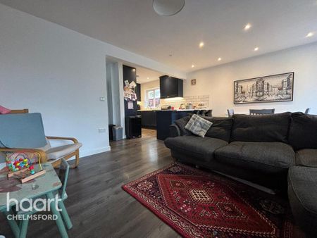 3 bedroom end of terrace house to rent - Photo 2