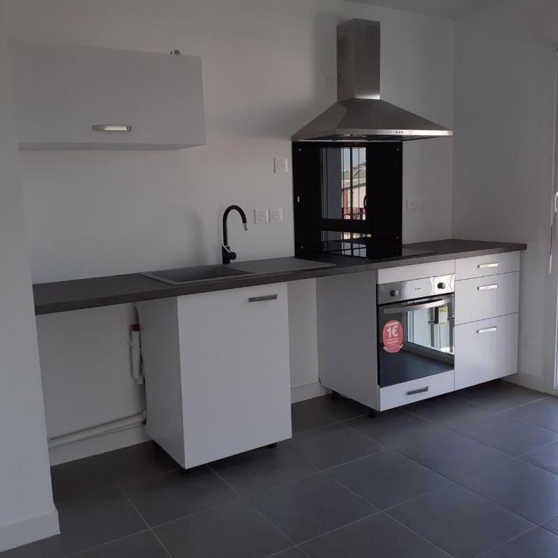 Location Appartement 3 pièces 64m² ST VINCENT DE TYROSSE 40230 - Photo 1