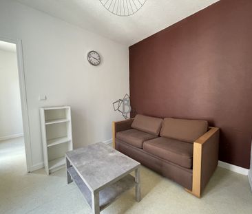 Location Appartement 2 pièces 35m² RODEZ 12000 - Photo 3
