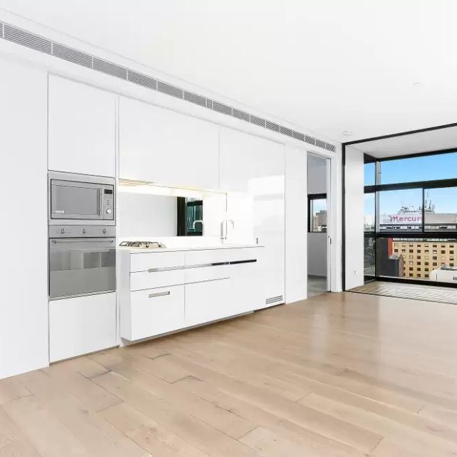 MGM MARTIN - TWO BEDROOM APARTMENT - Photo 1