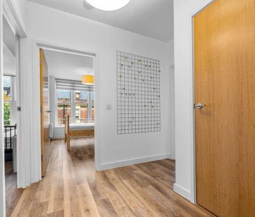 2 bedroom apartment to rent - Photo 6