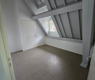 Appartement type 2 au centre ville de St Florentin - Photo 4