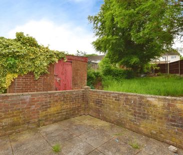 3 bedroom House To Let - Photo 5