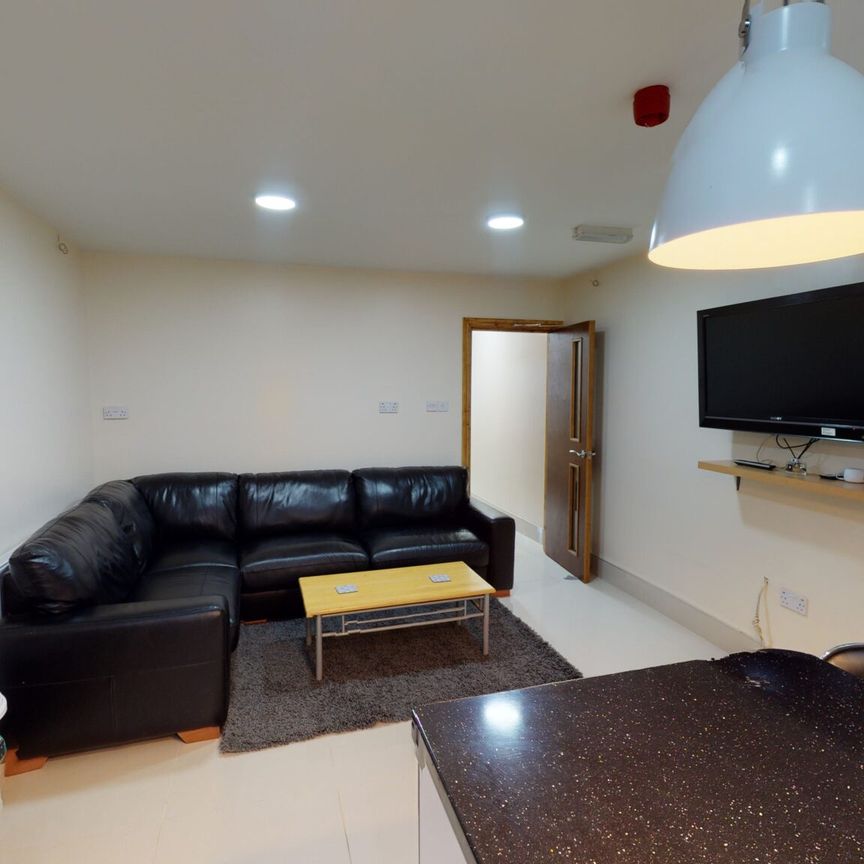 25 Alton Road Selly Oak - Photo 1