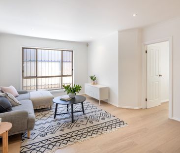 Spacious, Excellent Four Bedroom Home in Newton - Photo 3