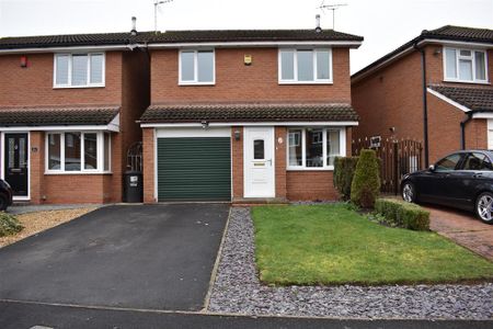 3 bedroom detached house to rent - Photo 5