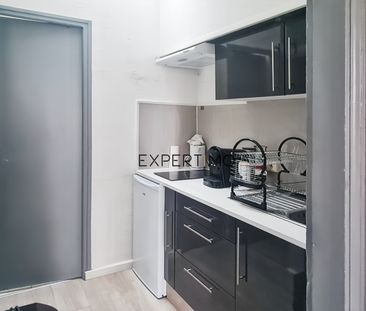 APPARTEMENT AVEC BALCON - Photo 2