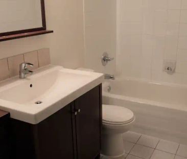 Laundry - in suite | 612 14 Avenue Southwest, Calgary - Photo 1