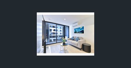 1B1B Apartment @ Empire Building - Photo 3