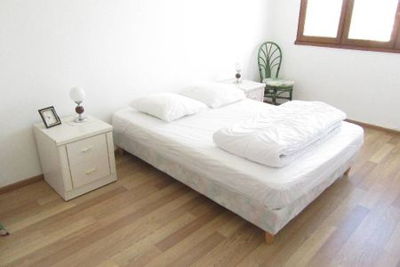 Location Appartement 2 pièces 64m² - Photo 4