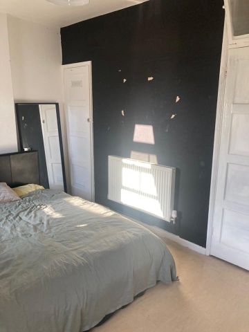 Room in a Shared Flat, Bourne House, SW4 - Photo 2