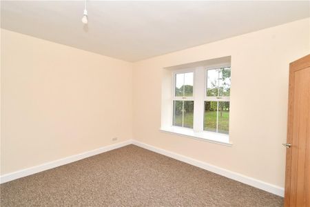 3 bedroom detached house to rent - Photo 5