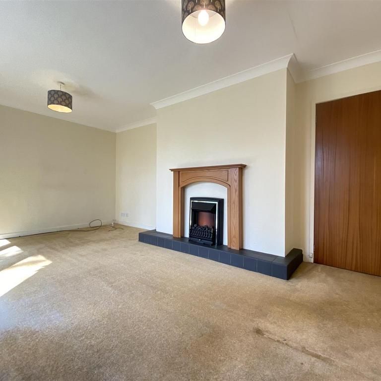 4 bedroom detached house to rent - Photo 1