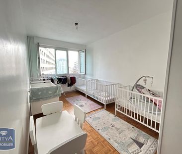 Location Appartement 4 pièces 90m² LE MANS 72000 - Photo 3