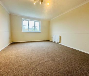 Prestatyn Close, Stevenage - Photo 3