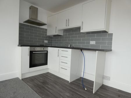 2 bedroom property to rent - Photo 2