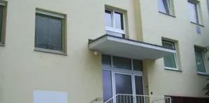 PROVISIONSFREI! Mautner-Markhof Gasse, ältere 52m² Neubaumiete mit 2,50m² Loggia, 1. Stock, Studenten bevorzugt! - Foto 2