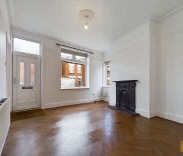 2 bedroom semi-detached house to rent - Photo 6