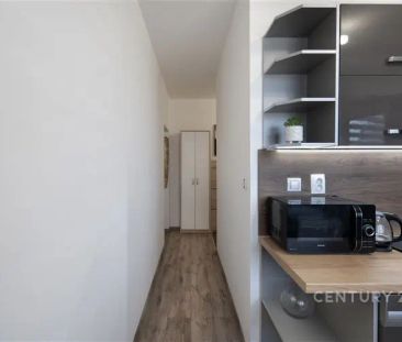 Pronájem moderně zrekonstruovaného bytu 3+1, 61 m - Photo 2