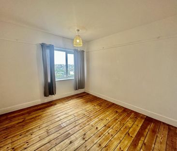 3 bedroom flat to rent - Photo 2