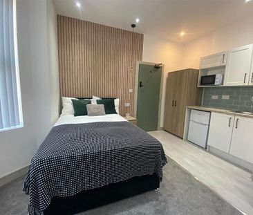 Studio to rent - Photo 6
